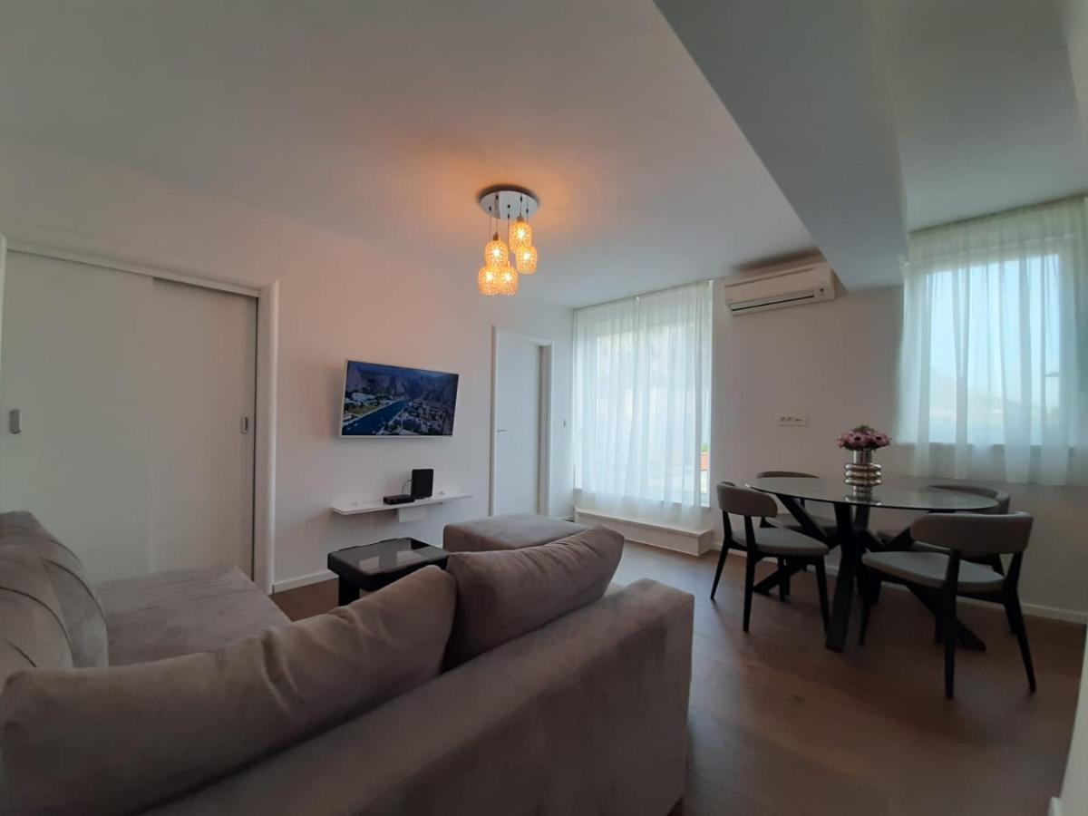 דירות אומיס Penthouse Maremonte מראה חיצוני תמונה